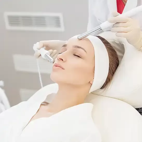 Hydrafacial im Friseursalon in Istanbul Taksim