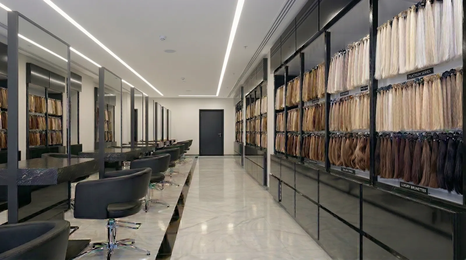 Blick in den Ersin Hair & Beauty Salon an der Sıraselviler Caddesi in Istanbul